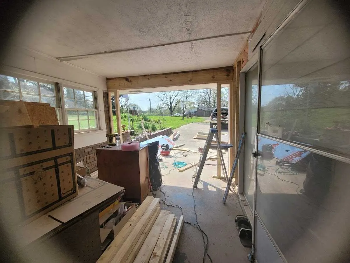 Air movers and dehumidifier for Drying & Dehumidification in Crystal City